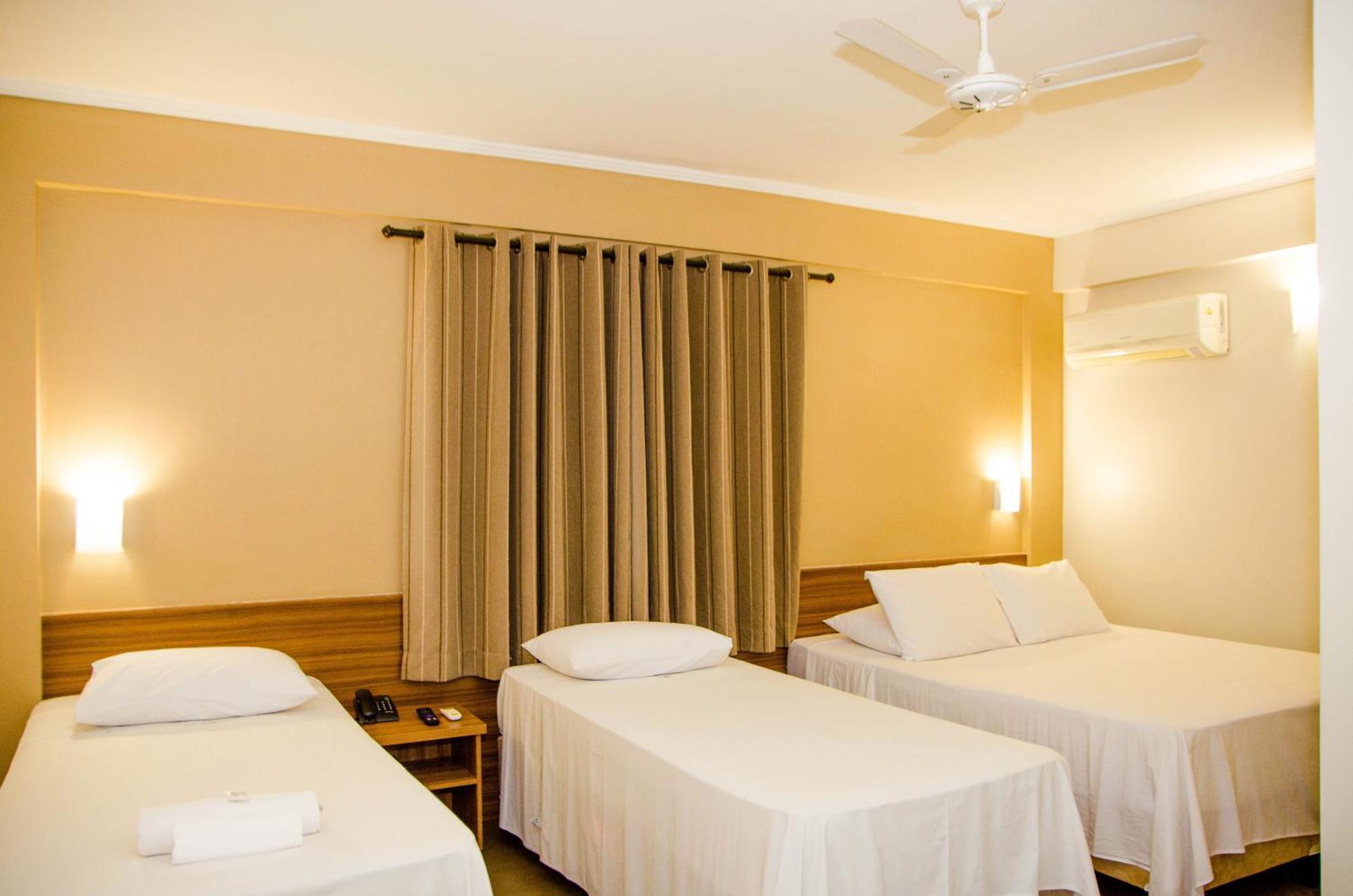 Hotel Ze Maria Pouso Alegre Zewnętrze zdjęcie