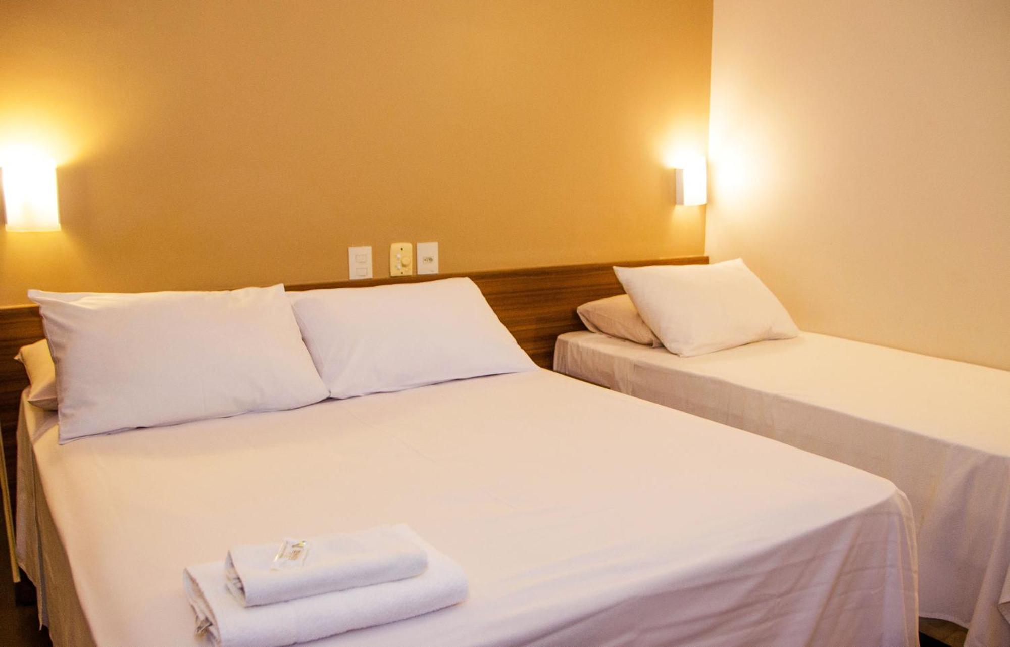 Hotel Ze Maria Pouso Alegre Zewnętrze zdjęcie