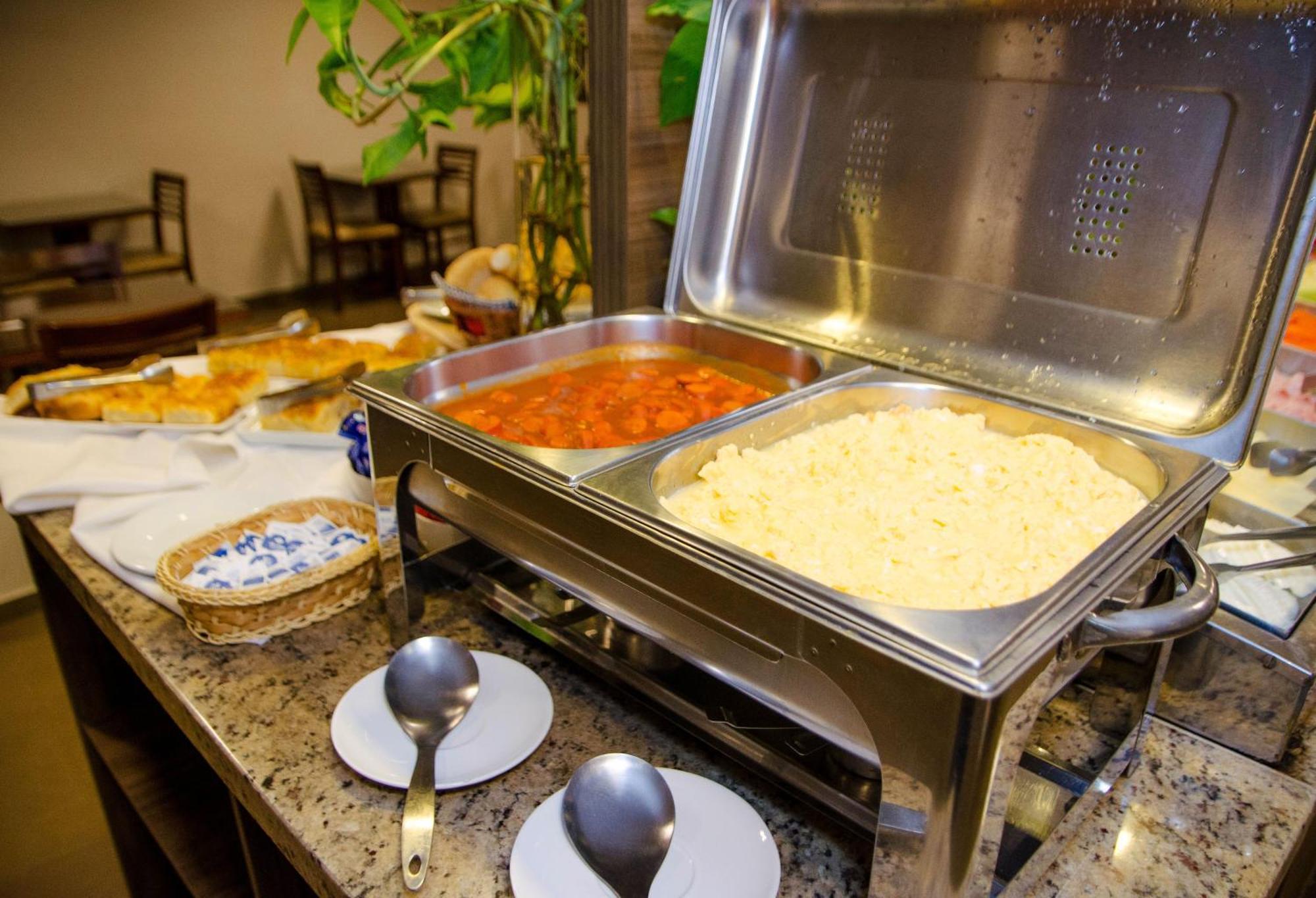 Hotel Ze Maria Pouso Alegre Zewnętrze zdjęcie