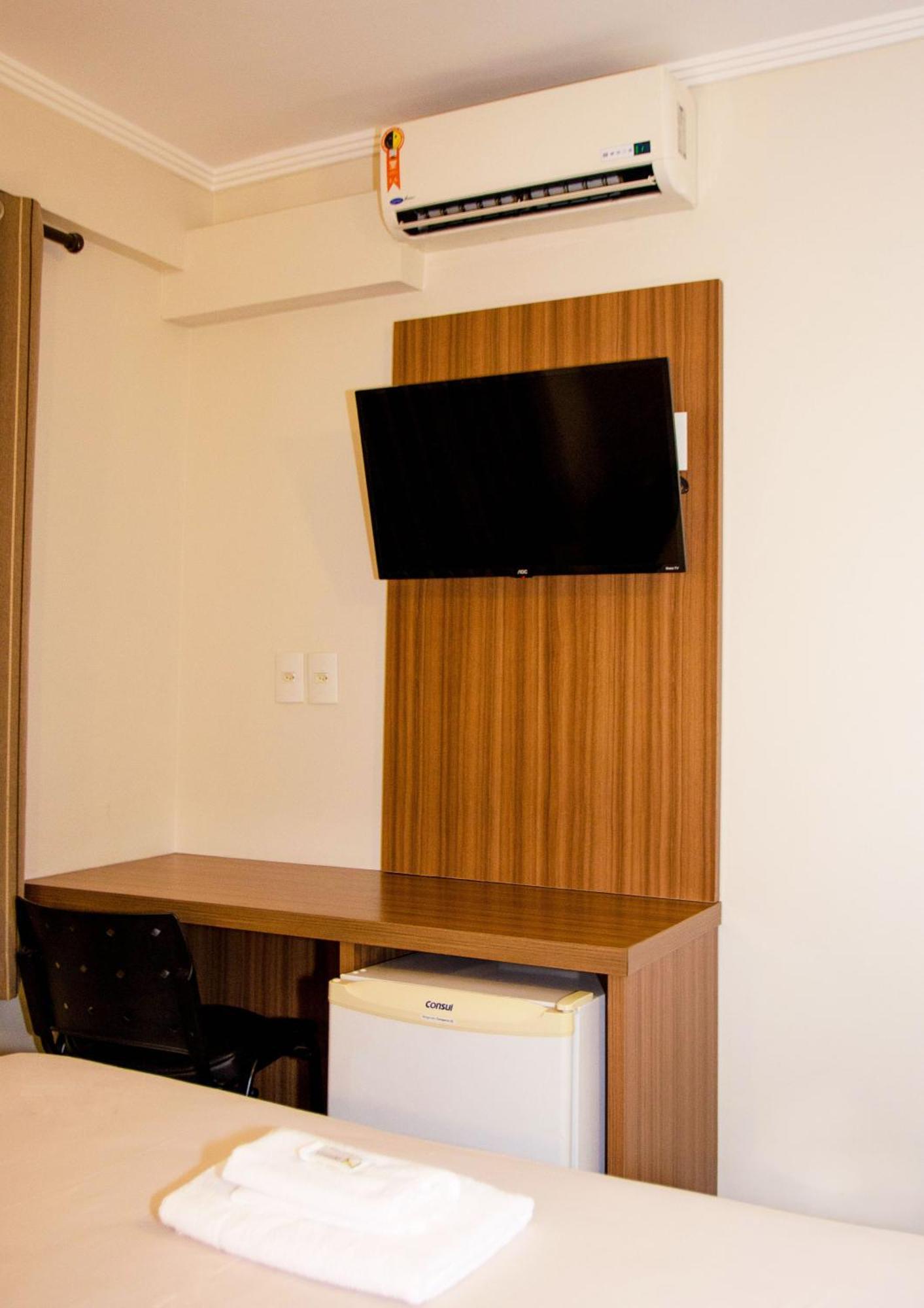 Hotel Ze Maria Pouso Alegre Zewnętrze zdjęcie