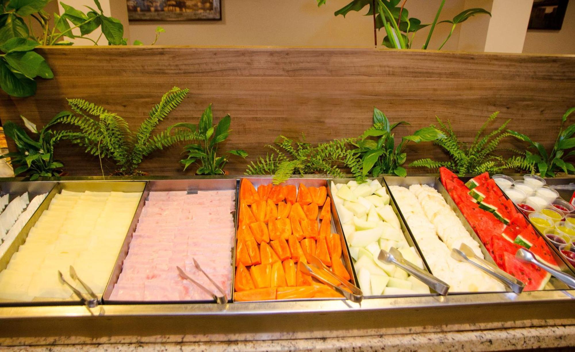 Hotel Ze Maria Pouso Alegre Zewnętrze zdjęcie